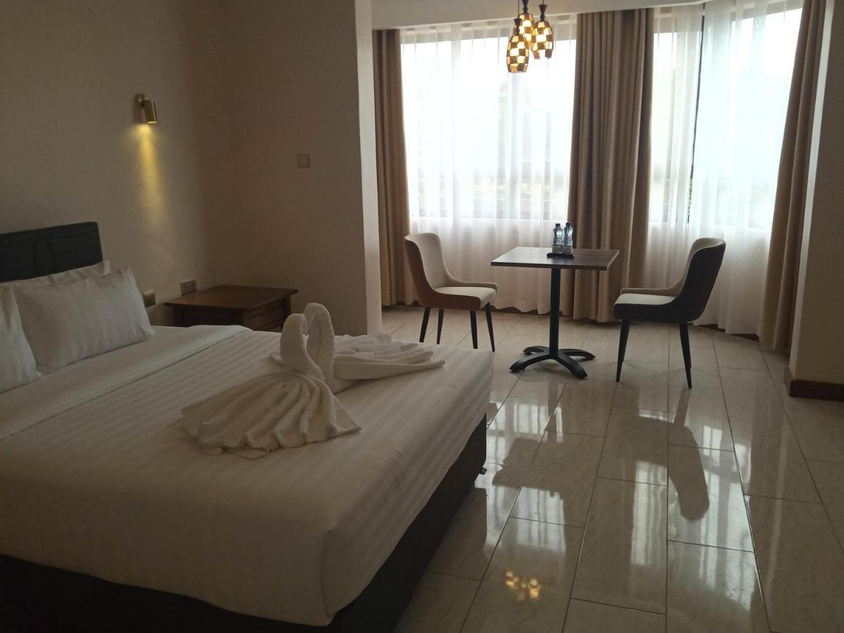 Villa Grazia Luxury Hotel 나이바샤 외부 사진